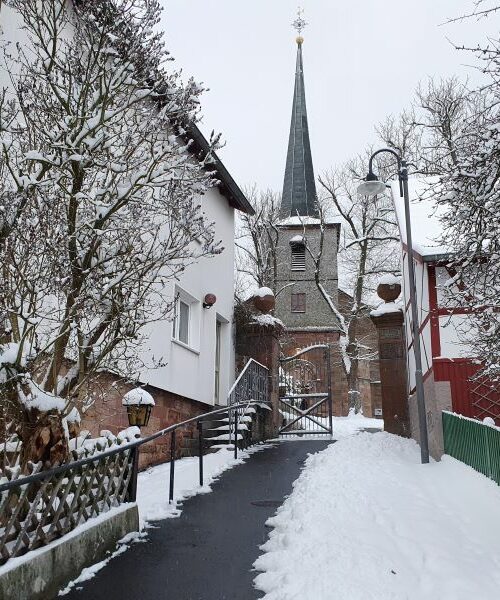 Kirche Hettenhausen im Schnee