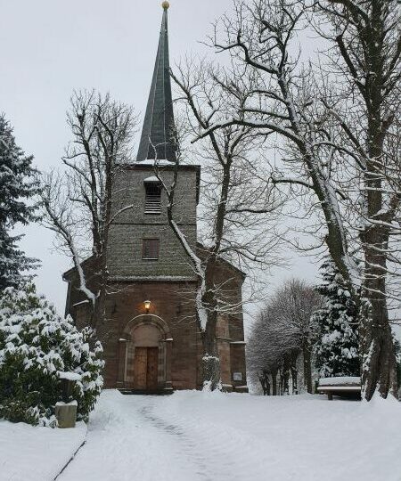Kirche Hettenhausen im Schnee