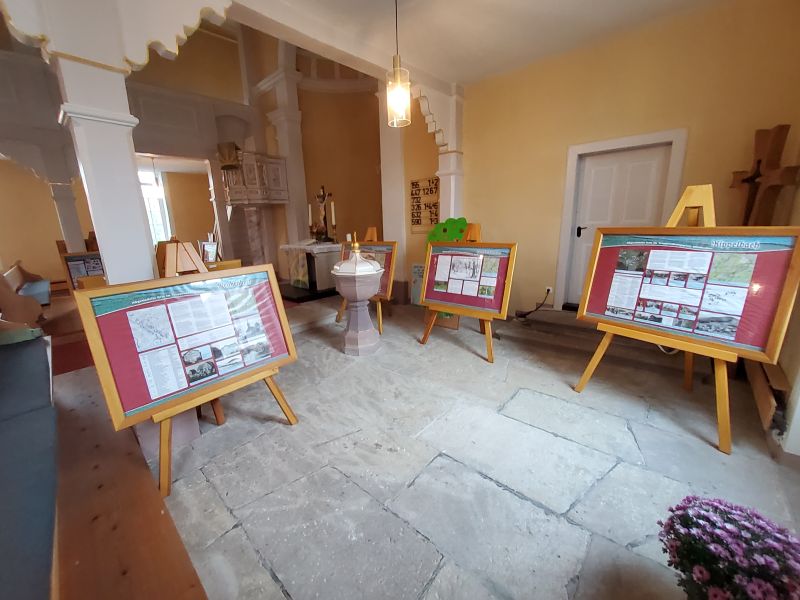 20251025_142534 Ausstellung "Vergessene Dörfer" Dalherda 2025